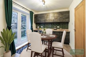 Photo 31- click for photo gallery